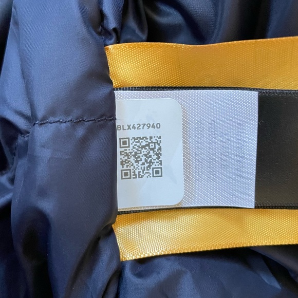 The North Face Women’s Snow Down Waterproof Parka - Picture 8 of 9